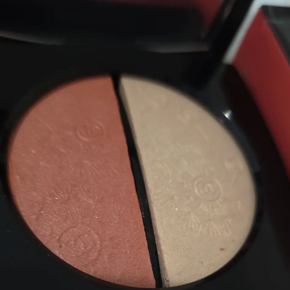 NEW~ CHANEL JARDIN IMAGINAIRE Blush & Highlighter Duo - Gold and Peach
